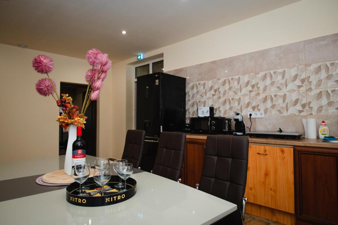 Videki Vendeghaz A Buekkben, Pezsgofuerdovel. Apartment Kirald Bagian luar foto